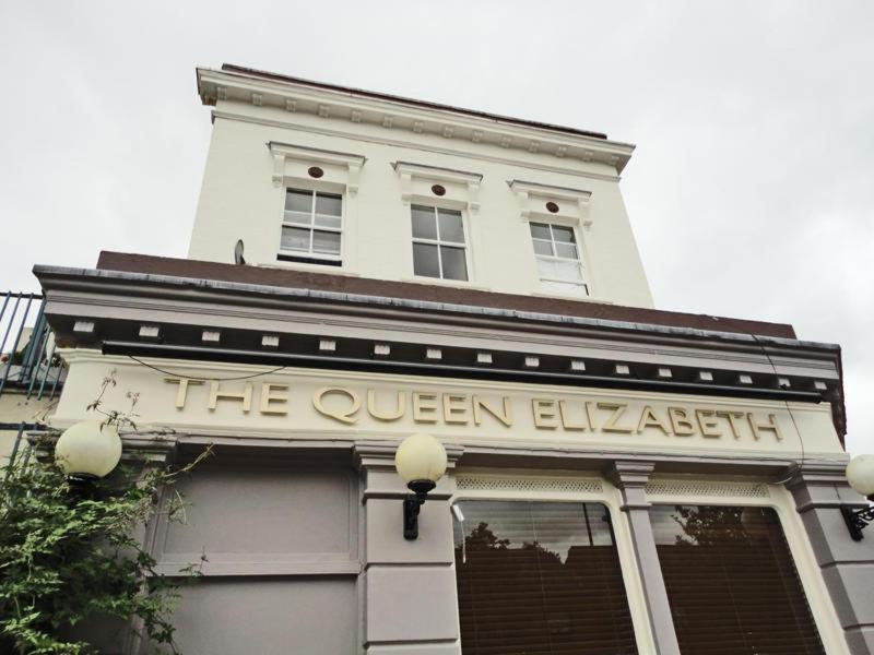 Queen Elizabeth Hostel London